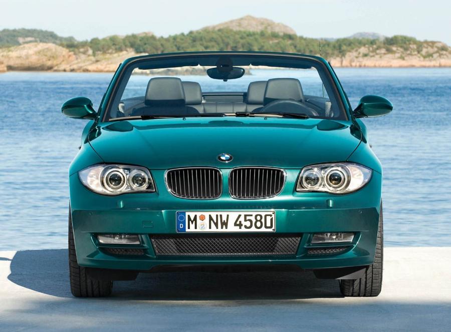  BMW 1-Series Convertible 2008 года  (фото 31 из 52)